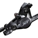 Shimano Deore XT BR-M8100 Bremssattel 2-Kolben Post Mount inkl. G03A Resin Beläge