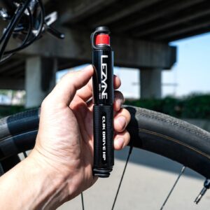 Lezyne Minipumpe HP CLIK Drive – 160 psi/11 bar, 14 cm, für Schwalbe Clik Valve® – Bild 2